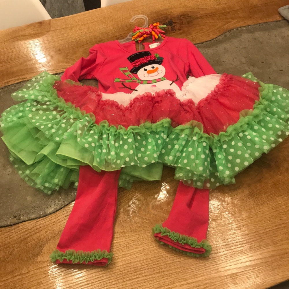 Set of 2 Emily Rose holiday themed outfits size 4